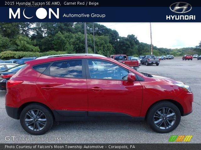 2015 Hyundai Tucson SE AWD in Garnet Red