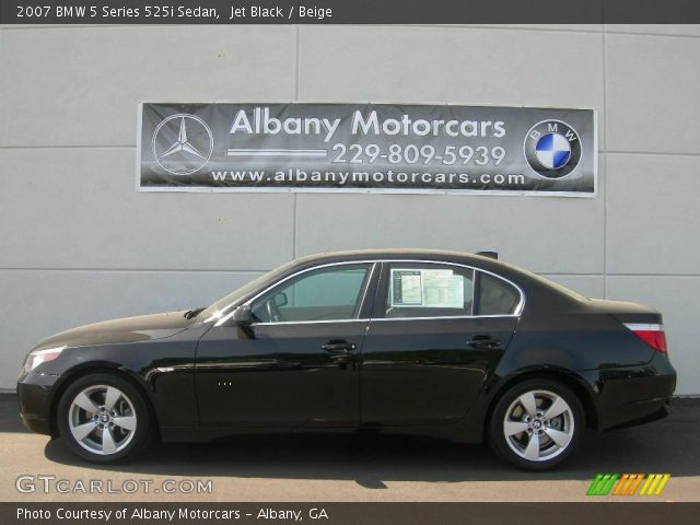 2007 BMW 5 Series 525i Sedan in Jet Black