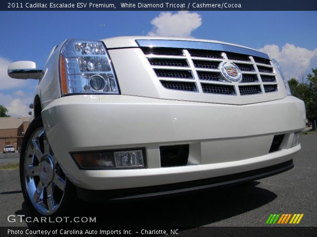 2011 Cadillac Escalade ESV Premium in White Diamond Tricoat