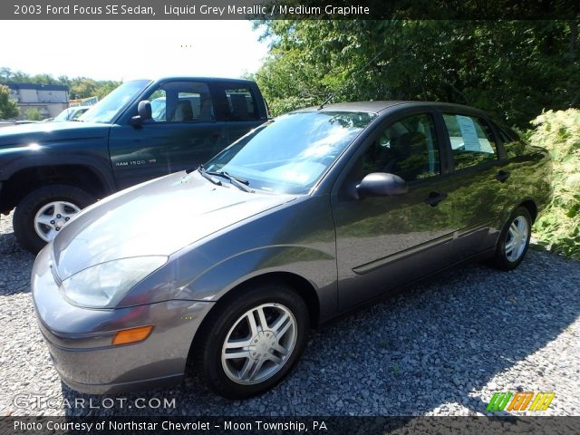 2003 Ford Focus SE Sedan in Liquid Grey Metallic