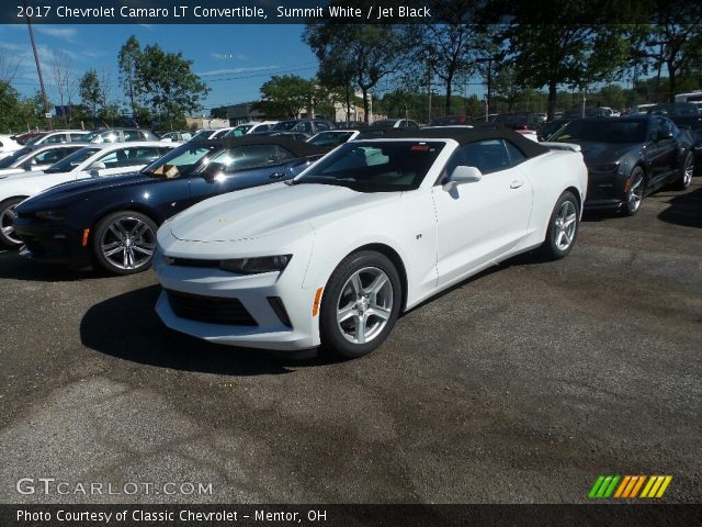 2017 Chevrolet Camaro LT Convertible in Summit White