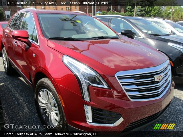2017 Cadillac XT5 Luxury AWD in Red Passion Tintcoat