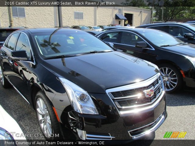 2016 Cadillac XTS Luxury AWD Sedan in Black Raven