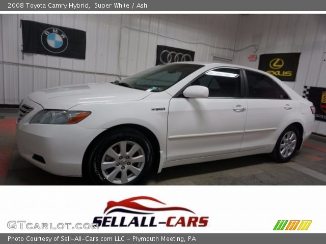 2008 Toyota Camry Hybrid in Super White