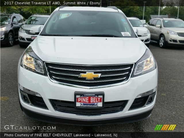 2017 Chevrolet Traverse LT AWD in Summit White