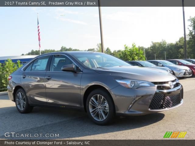 2017 Toyota Camry SE in Predawn Gray Mica