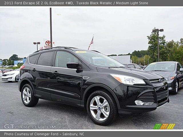 2013 Ford Escape SE 2.0L EcoBoost 4WD in Tuxedo Black Metallic