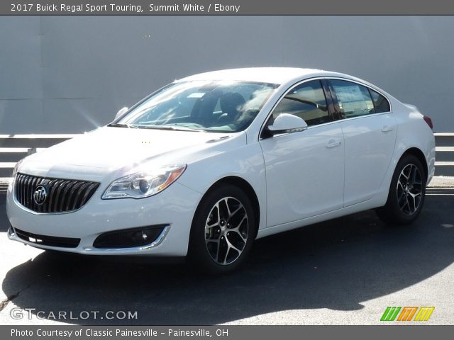 2017 Buick Regal Sport Touring in Summit White