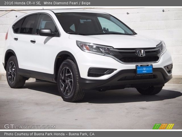 2016 Honda CR-V SE in White Diamond Pearl