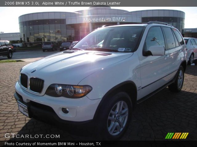 2006 BMW X5 3.0i in Alpine White