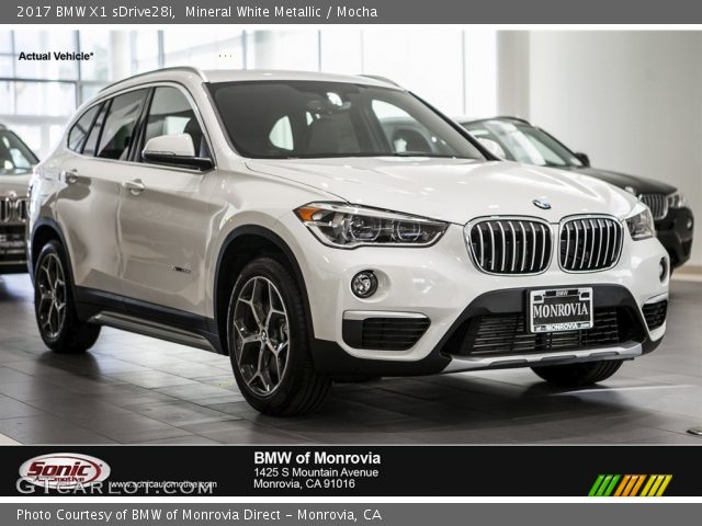 2017 BMW X1 sDrive28i in Mineral White Metallic