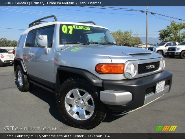2007 Toyota FJ Cruiser  in Titanium Metallic