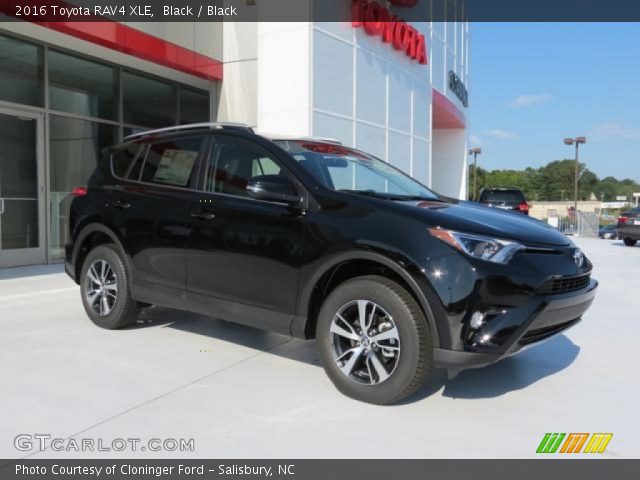 2016 Toyota RAV4 XLE in Black