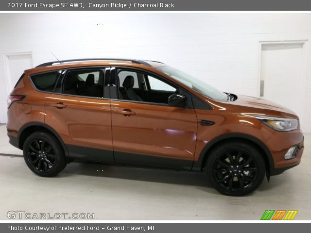 2017 Ford Escape SE 4WD in Canyon Ridge