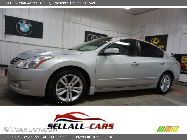 2010 Nissan Altima 3.5 SR in Radiant Silver