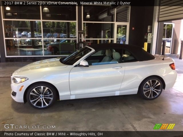 2017 BMW 2 Series 230i xDrive Convertible in Mineral White Metallic