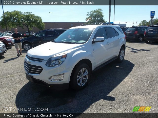 2017 Chevrolet Equinox LT in Iridescent Pearl Tricoat