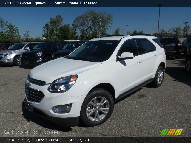 2017 Chevrolet Equinox LT in Summit White