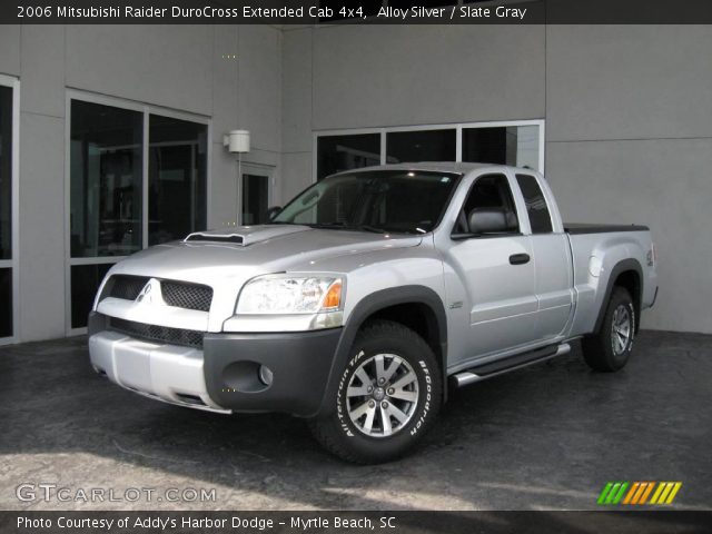 2006 Mitsubishi Raider DuroCross Extended Cab 4x4 in Alloy Silver
