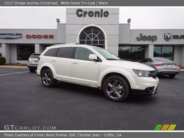 2017 Dodge Journey Crossroad in White Noise Tri-Coat