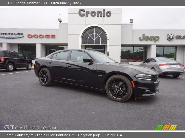 2016 Dodge Charger R/T in Pitch Black