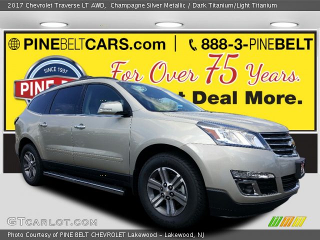 2017 Chevrolet Traverse LT AWD in Champagne Silver Metallic