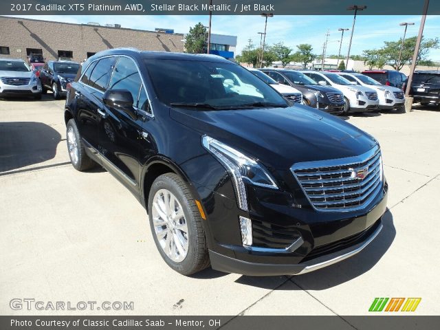 2017 Cadillac XT5 Platinum AWD in Stellar Black Metallic