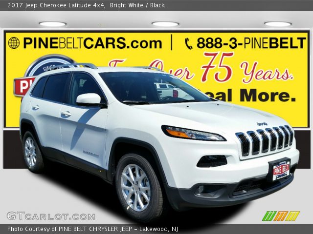 2017 Jeep Cherokee Latitude 4x4 in Bright White