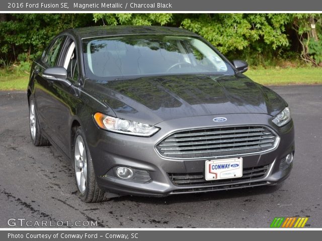 2016 Ford Fusion SE in Magnetic Metallic