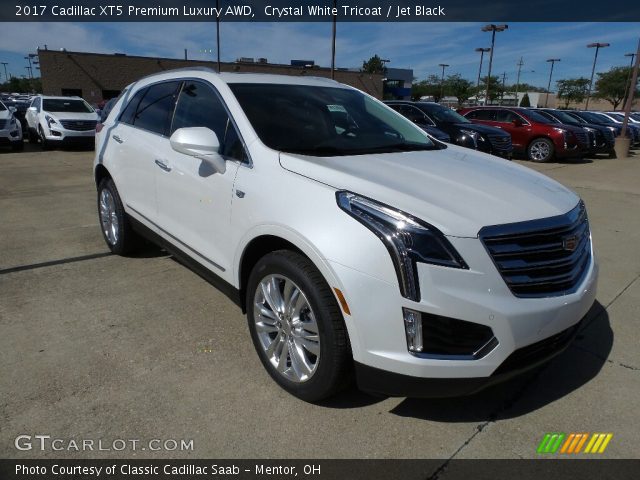 2017 Cadillac XT5 Premium Luxury AWD in Crystal White Tricoat