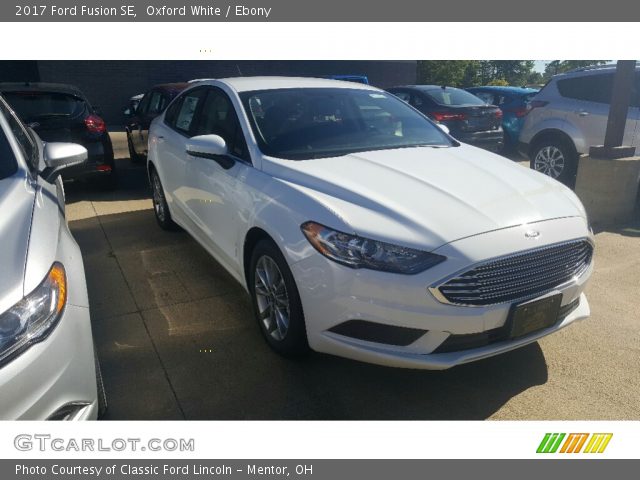 2017 Ford Fusion SE in Oxford White