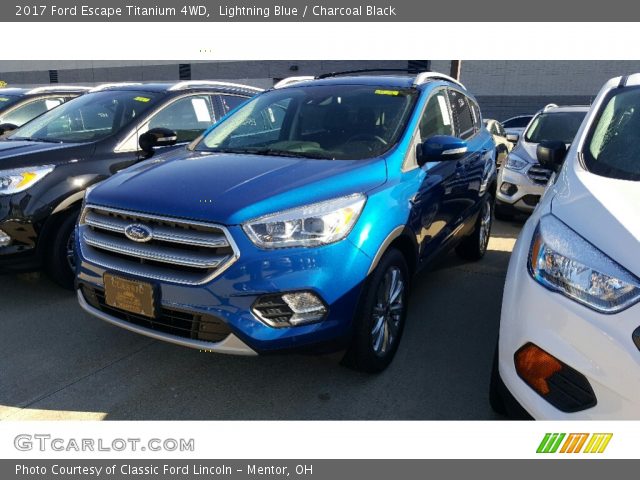 2017 Ford Escape Titanium 4WD in Lightning Blue