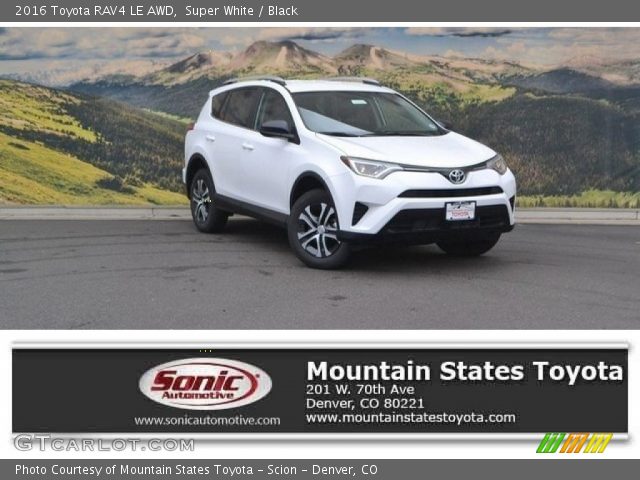 2016 Toyota RAV4 LE AWD in Super White