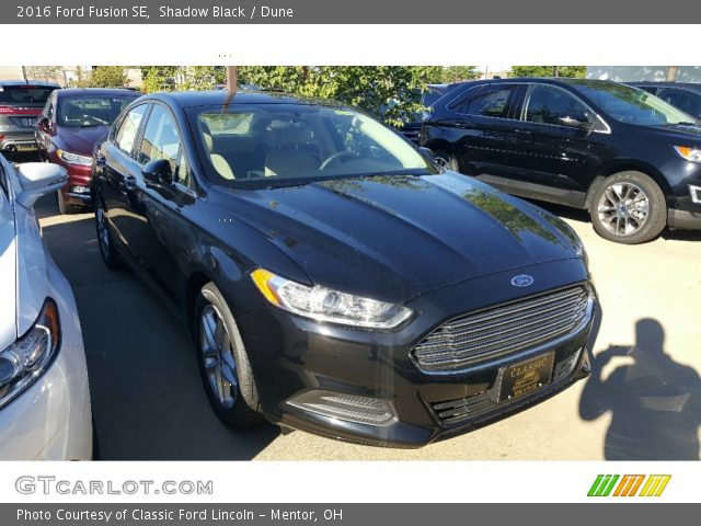 2016 Ford Fusion SE in Shadow Black