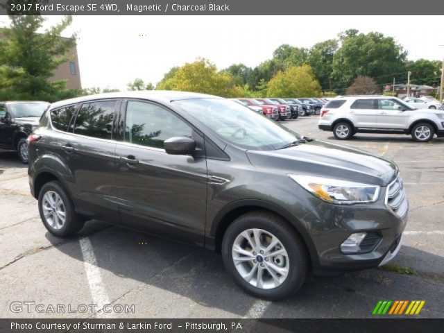 2017 Ford Escape SE 4WD in Magnetic