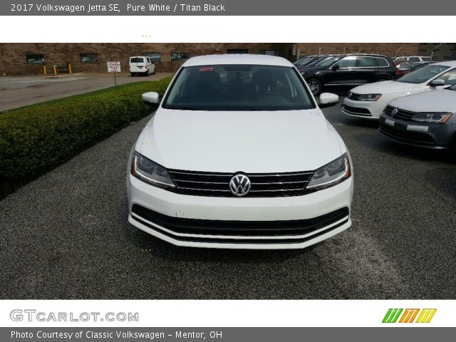 2017 Volkswagen Jetta SE in Pure White