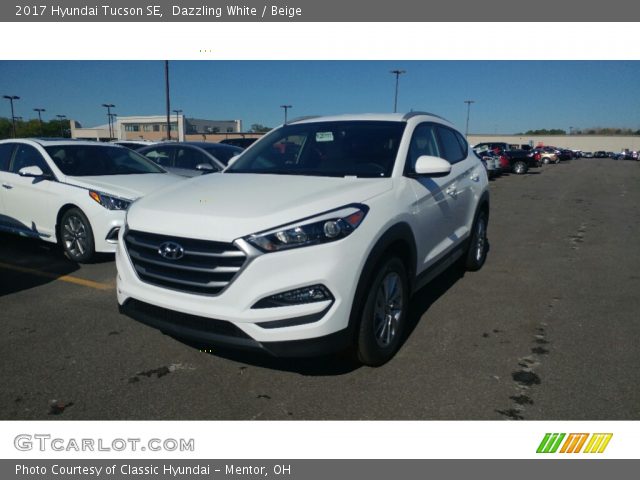 2017 Hyundai Tucson SE in Dazzling White