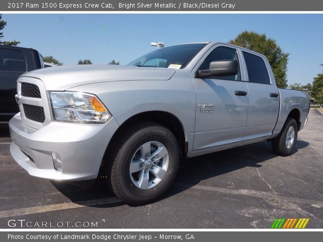 2017 Ram 1500 Express Crew Cab in Bright Silver Metallic