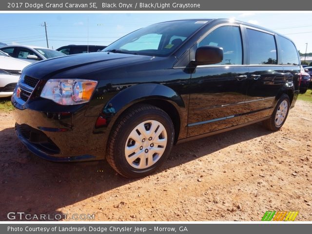 2017 Dodge Grand Caravan SE in Black Onyx