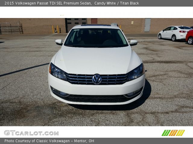 2015 Volkswagen Passat TDI SEL Premium Sedan in Candy White