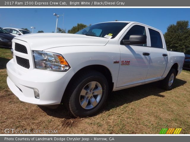 2017 Ram 1500 Express Crew Cab in Bright White