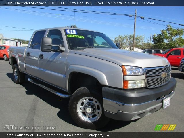 2005 Chevrolet Silverado 2500HD LS Crew Cab 4x4 in Silver Birch Metallic