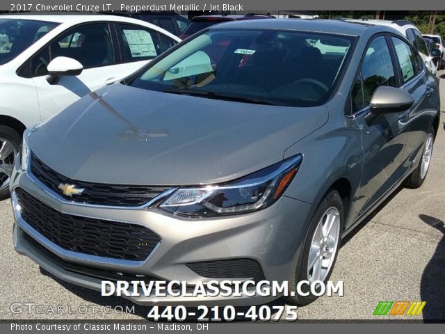 2017 Chevrolet Cruze LT in Pepperdust Metallic