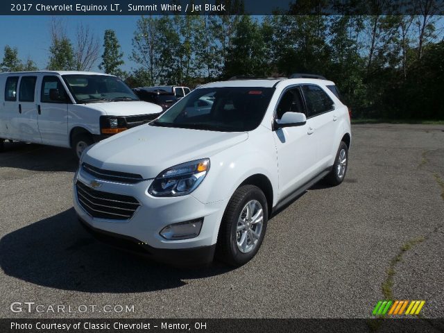 2017 Chevrolet Equinox LT in Summit White