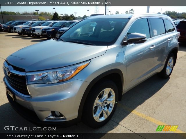 2016 Toyota Highlander Limited AWD in Silver Sky Metallic