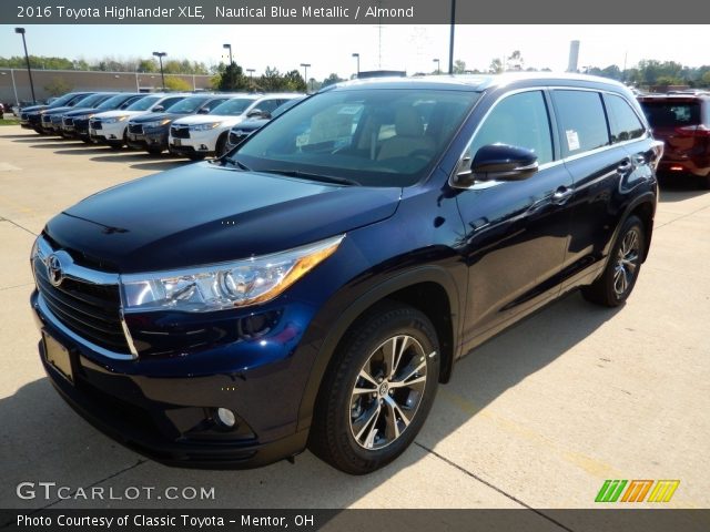 2016 Toyota Highlander XLE in Nautical Blue Metallic