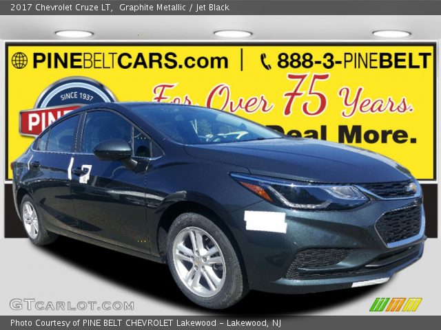 2017 Chevrolet Cruze LT in Graphite Metallic