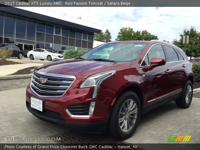 2017 Cadillac XT5 Luxury AWD in Red Passion Tintcoat