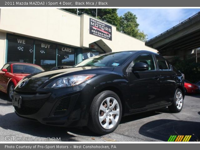 2011 Mazda MAZDA3 i Sport 4 Door in Black Mica