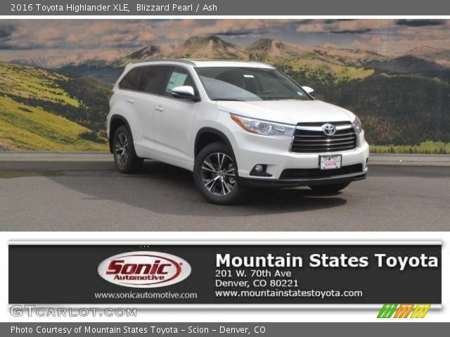 2016 Toyota Highlander XLE in Blizzard Pearl